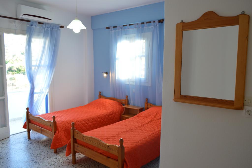 ホテル Koukos Agia Theodoti エクステリア 写真
